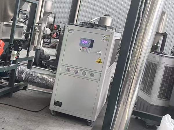 工業(yè)循環(huán)冷風(fēng)機(jī)如何選擇型號