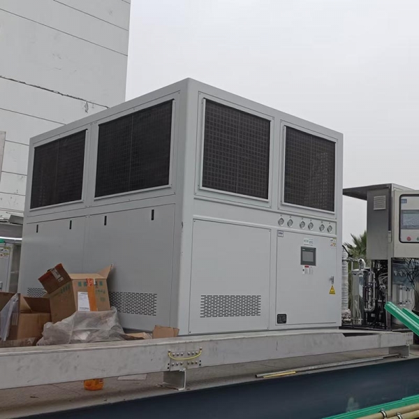 75P風(fēng)冷式循環(huán)冷水機(jī)組